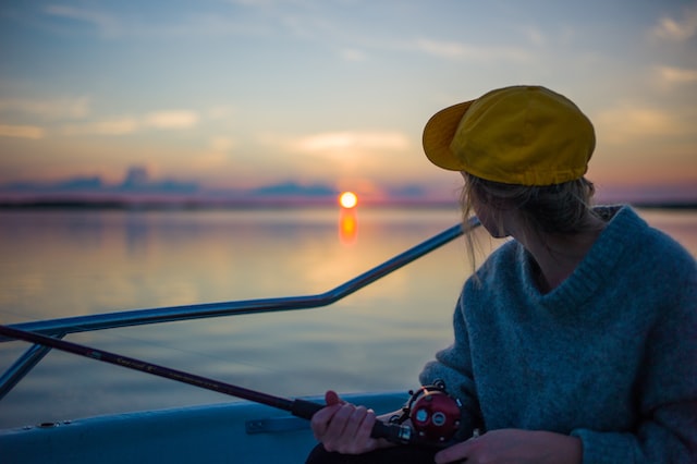 How to date female fisher